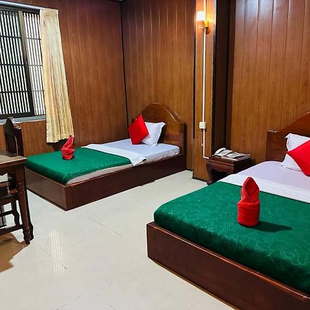 Hotel Capitol One à Phnom Penh Extérieur photo