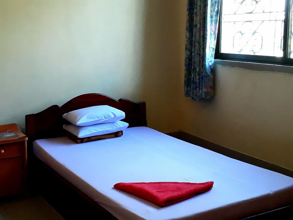 Hotel Capitol One à Phnom Penh Extérieur photo