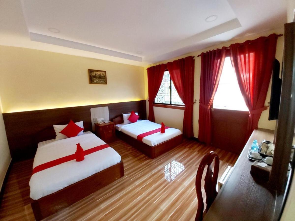 Hotel Capitol One à Phnom Penh Extérieur photo