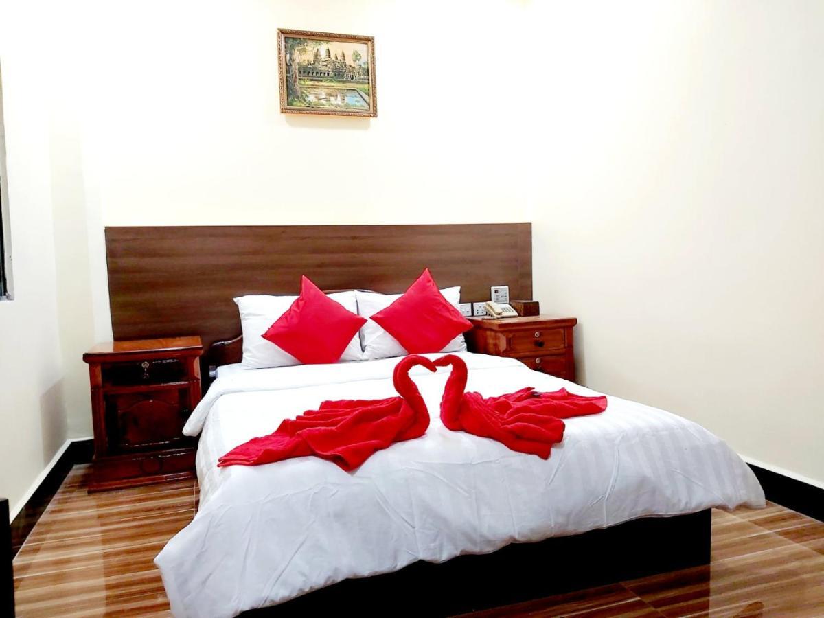 Hotel Capitol One à Phnom Penh Extérieur photo